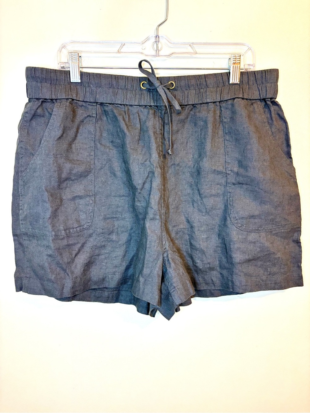 Nomad The Label 100% Linen Slate Gray Blue Drawstring Shorts L NWT